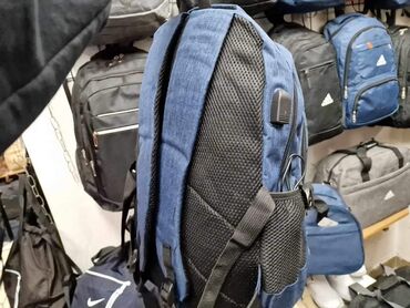 Sportske torbe i rančevi: Školske torbe ima nove modele samo 2300 din veličine 46x37 — 18