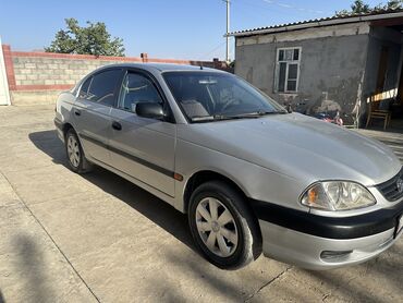 рассрочка автомобиля: Toyota Avensis: 2001 г., 1.6 л, Механика, Бензин, Седан