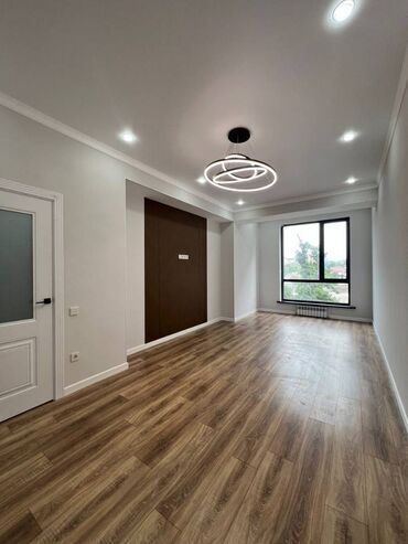 снять квартиру без риэлтора: 1 комната, 43 м², Элитка, 3 этаж, Евроремонт