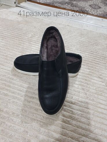 Мокасины и лоферы: Мужская обувь, несколько моделей. 1) Лоферы, черные, 44 размер — цена — 4