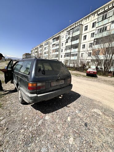 титан на пасат: Volkswagen Passat: 1991 г., Механика, Бензин, Универсал