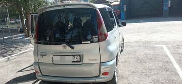 купить машины: Toyota Funcargo: 2001 г., 1.3 л, Автомат, Бензин, Седан