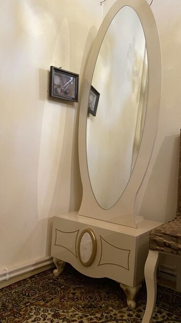 Yataq otağı dəstləri: İkinəfərlik çarpayı, 2 tumba, Dolab, Komod, İşlənmiş — 6