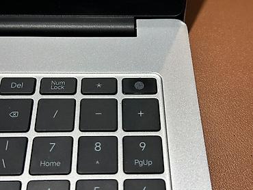 Ноутбуки HONOR: HONOR MagicBook (серия с Intel Core и графикой Intel Iris Xe) - Экран — 2