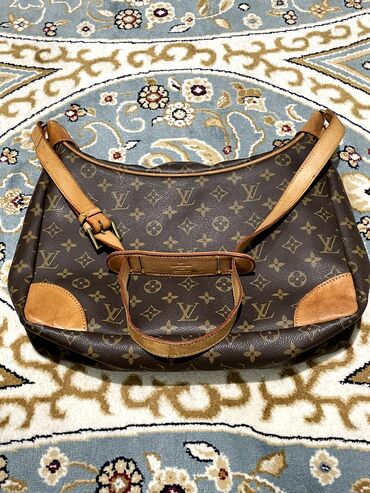 сумка miu miu: Классикалык сумка, Louis Vuitton, Франция, Материалы: Айкалыштырылган материал, Сыдырмалуу, Аялдарга