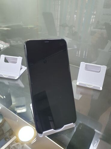 продажа сломанных телефонов: IPhone 11 Pro Max, Колдонулган, 256 ГБ, Black Titanium, Куту, 87 %