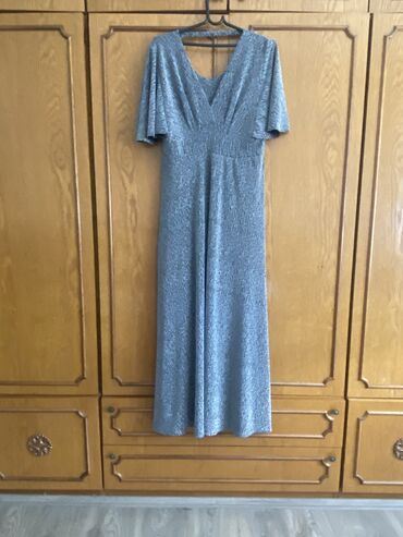 mona haljine nova kolekcija: Haljina nije nosena