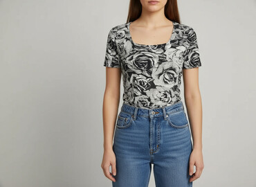 bershka oversized t shirty: T-shirt damski, rozmiar S