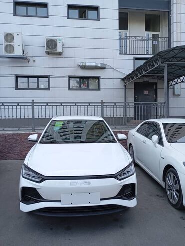Geely: Мощность: 70 кВт = 95 л.с. Крутящий момент: 180 Нм Тип привода