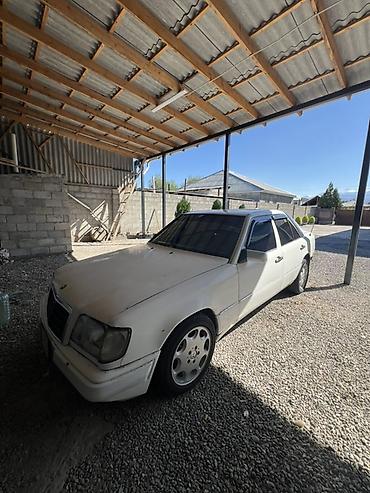 Продажа авто: Mercedes-Benz W124: 1993 г., 2.2 л, Механика, Бензин, Седан — 4