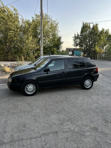 сиденья голф: Volkswagen Golf: 1995 г., 1.8 л, Механика, Бензин, Хетчбек