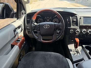Toyota: Toyota Sequoia: 2020 г., 5.7 л, Автомат, Бензин, Внедорожник — 10
