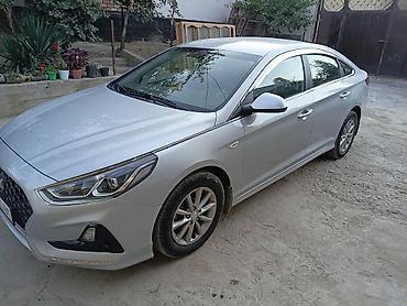 салон машины: Hyundai Sonata: 2019 г., Автомат, Газ, Седан — 4