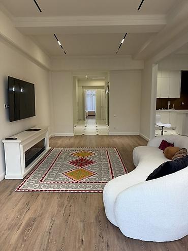 Продажа квартир: 3 комнаты, 131 м², Элитка, 4 этаж, Дизайнерский ремонт — 2
