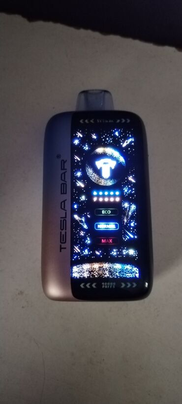 Tesla Bar birdəfəlik elektron siqareti həm yeni başlayanlar, həm də