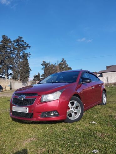 Chevrolet: Chevrolet Cruze: 1.4 l | 2013 il 265000 km Sedan