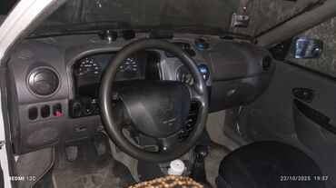 VAZ (LADA): VAZ (LADA) : 1.3 l | 2014 il 353000 km Sedan — 2