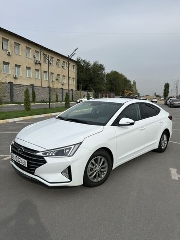 машина мало литровка на рассрочку: Hyundai Elantra: 2019 г., 1.6 л, Автомат, Газ, Седан