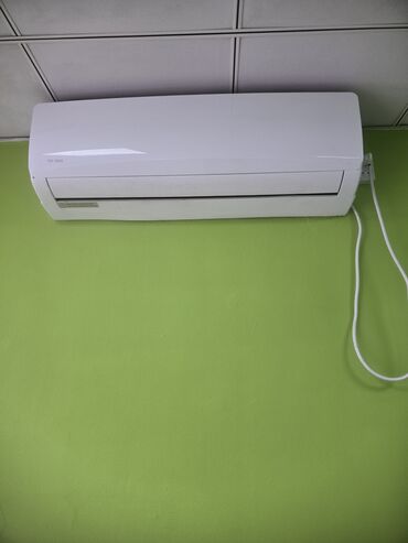 Рестораны, кафе: Сдаю помещения под любой бизнес по ул. 7апреля д.72 пересекает — 12