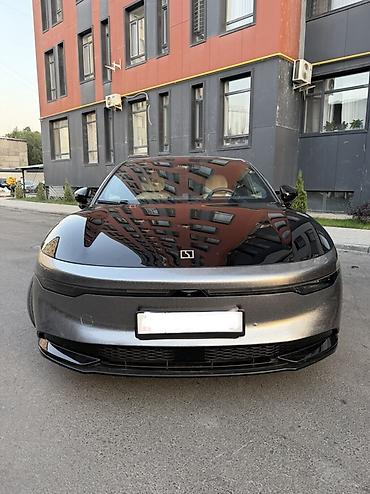 geely m: Zeekr 007: | 2024 г. Седан — 2