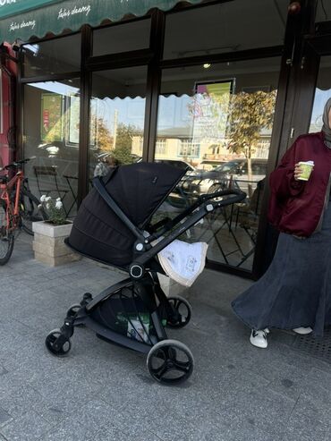 прогулочные коляски для зимы: Коляска, цвет - Черный, Б/у