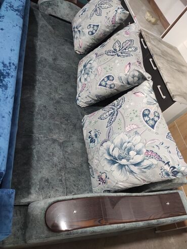 Раскладные диваны: Раскладной диван — 11