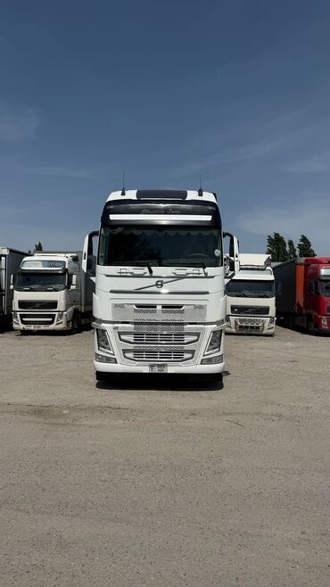 Грузовики: Грузовик, Schmitz Cargobull, Стандарт, 7 т, Б/у at lalafo.kg Грузовики: Грузовик, Schmitz Cargobull, Стандарт, 7 т, Б/у