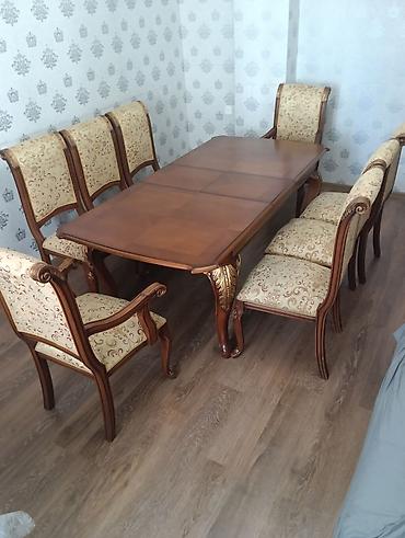 Klassik üslubda yemək otağı dəsti - Komplekt: 1 böyük masa + 8 stul