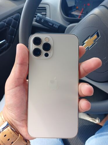 Realme: IPhone 12 Pro, Matte Gold, Face ID