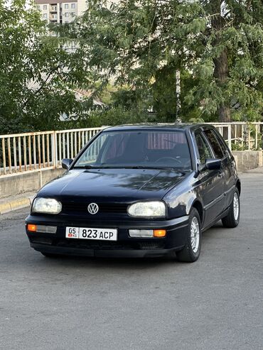 машина бугати: Volkswagen Golf: 1992 г., 1.8 л, Механика, Бензин, Хэтчбэк