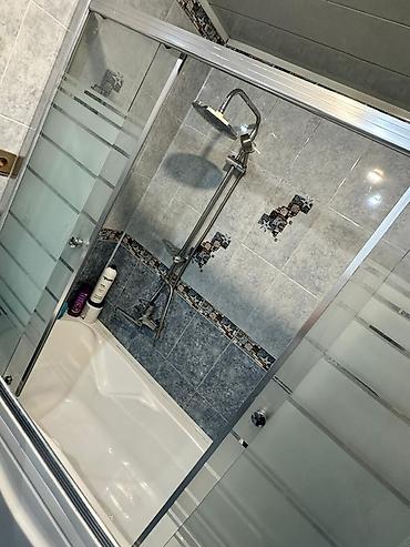 hamam kabini: Şüşə sürgülü duş kabinli vanna komplekti - Ölçü: standart vanna — 2