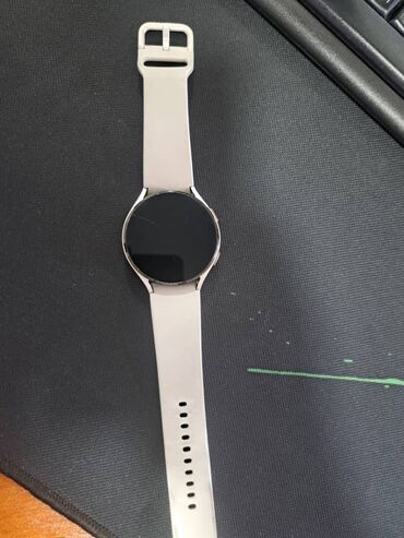 apple watch 5 40: Продам Samsung Watch 4 44mm Состояние среднее - 6/10 Ремонт не