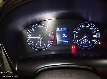 Коммерческий транспорт: Hyundai Porter II — малотоннажный бортовой грузовик. Основные — 9