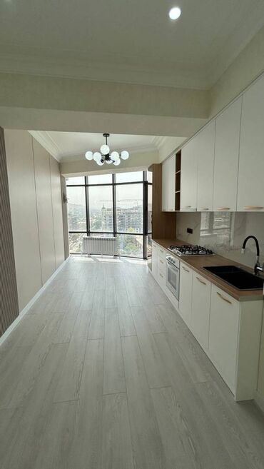 снять квартиру на долгое время: 3 комнаты, 116 м², Элитка, 13 этаж, Дизайнерский ремонт