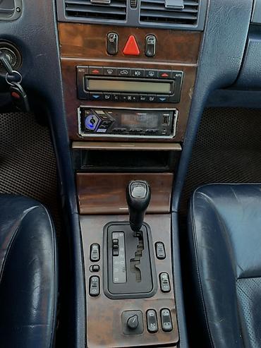 124 салон: Mercedes-Benz E-Class: 1995 г., 3.2 л, Автомат, Бензин, Седан — 9