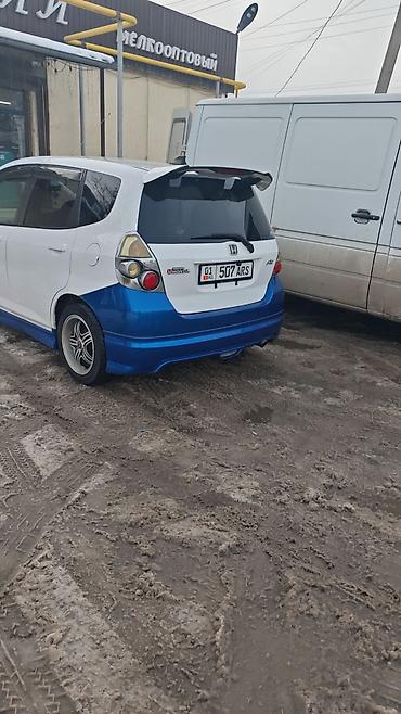 Honda: Honda Fit: 2005 г., Хэтчбэк — 19