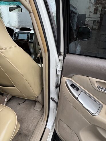 Toyota: Toyota Land Cruiser Prado: 4 l | 2006 il — 26