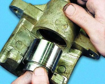 Другие детали тормозной системы: Детали тормозного суппорта На японские авто Новые, в наличии: поршня — 17