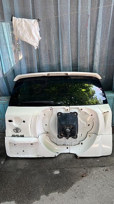 Крышка задней двери (дверь багажника) Toyota RAV4, поколение с at lalafo.kg Крышка задней двери (дверь багажника) Toyota RAV4, поколение с