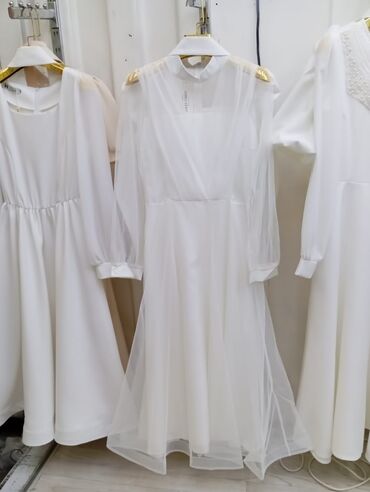 новые платья: Вечернее платье, Длинная модель, Атлас, С рукавами, 3XL (EU 46)