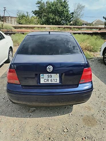 volkswagen sharan: Volkswagen Jetta: 2 l | 2000 il Sedan — 4
