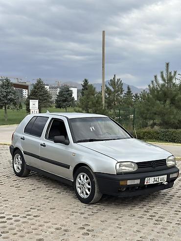 некая: Volkswagen Golf: 1994 г., 2 л, Механика, Бензин, Хэтчбэк — 3