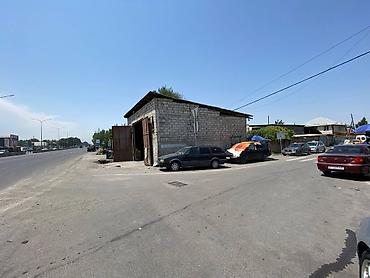 Продажа другой коммерческой недвижимости: Продается Коммерческое помещение р/к Нурлан(Заря) 🏢На первой линии у — 3