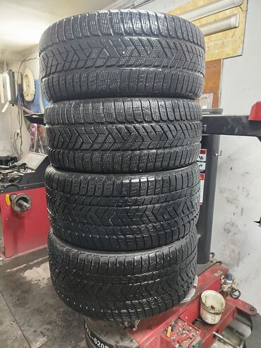 авто ман: Шины 275 / 40 / R 19, Зима, Б/у, Комплект, Легковые, Германия, Pirelli