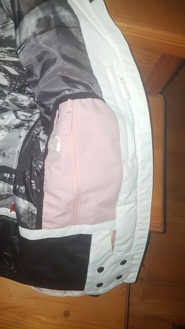 Ski jakne: Ženska ski/zimaska jakna sa kapuljačom - Boje: kombinacija bele — 9