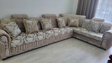 домашняя мебель: Угловой диван, цвет - Бежевый, Б/у