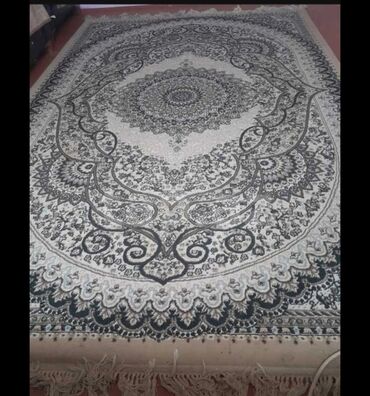 Digər mebel: Xalca