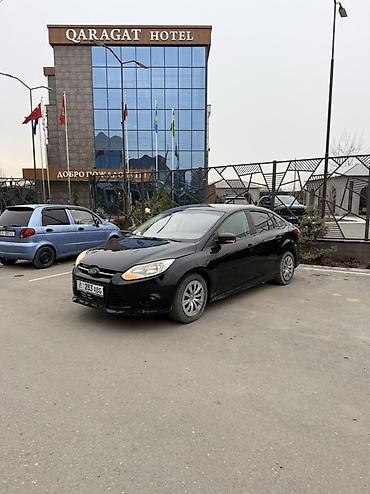 Ford: Ford Focus: 2011 г., 1.6 л, Механика, Бензин, Седан — 4