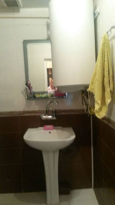 Köhnə tikili: Bakı, 3 otaqlı, Köhnə tikili, m. Həzi Aslanov, 55 kv. m — 12