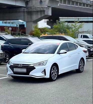 Hyundai Avante: 2018 г., 1.6 л, Автомат, Бензин, Седан